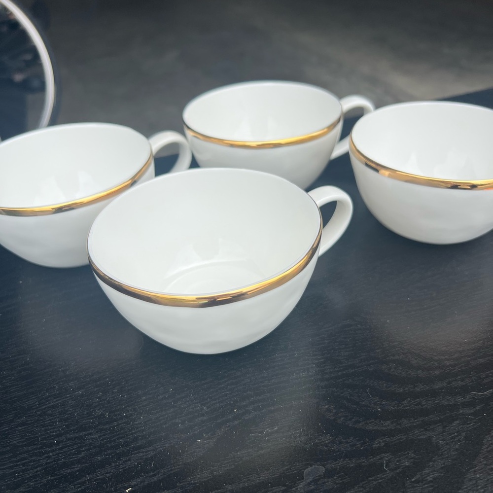 New Olivia & Oliver Bone and Gold Rimmed Teacup Set
